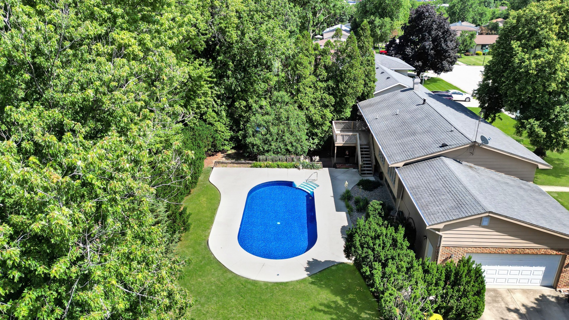 300 Raleigh Court Normal, IL 61761 - Photo 4 of 68