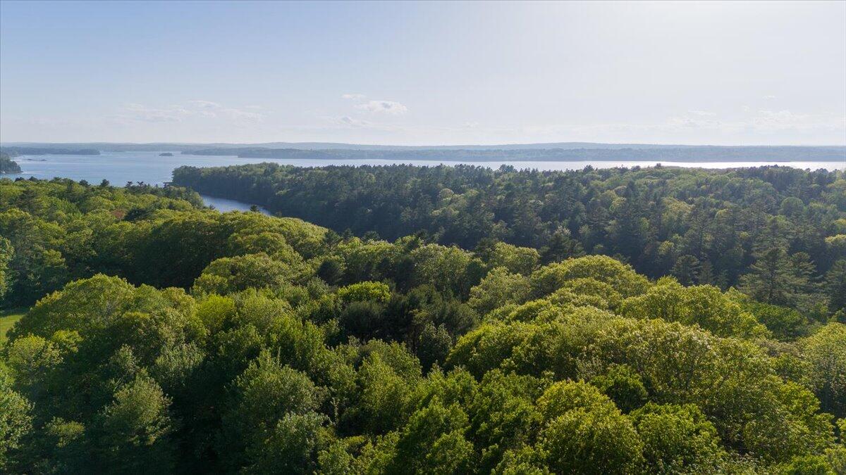 2195 Friendship Road, Waldoboro