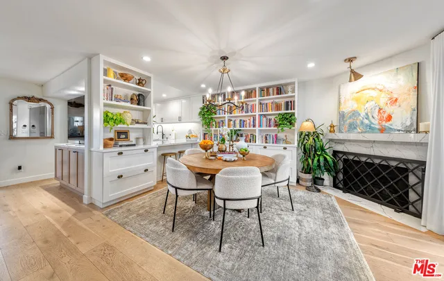 $1,650,000 | 1239 9th Street, Unit 4, Santa Monica, CA 90401