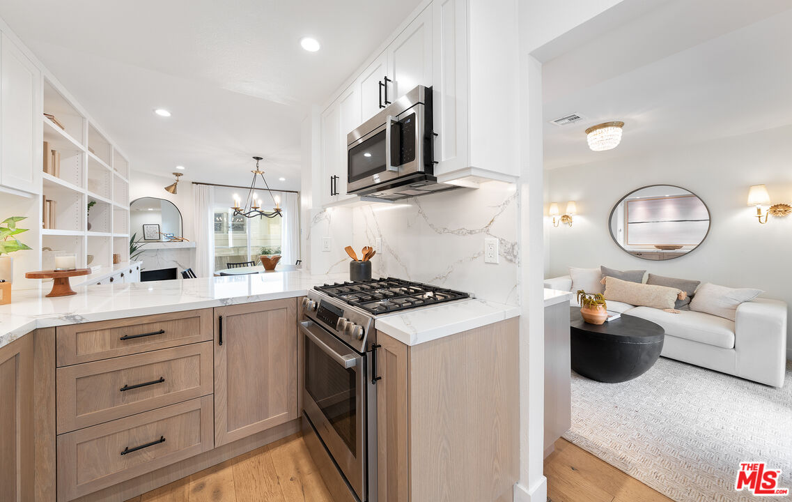 1239 9th Street, Unit 4 Santa Monica, CA 90401 - Photo 22 of 55