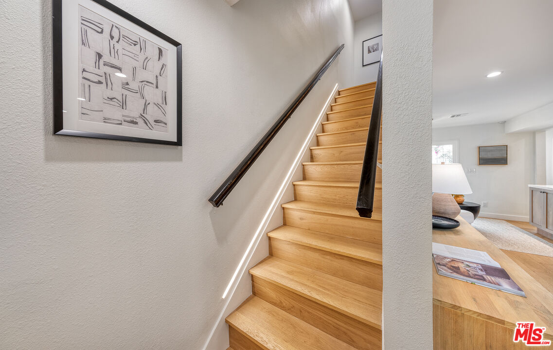 1239 9th Street, Unit 4 Santa Monica, CA 90401 - Photo 31 of 55