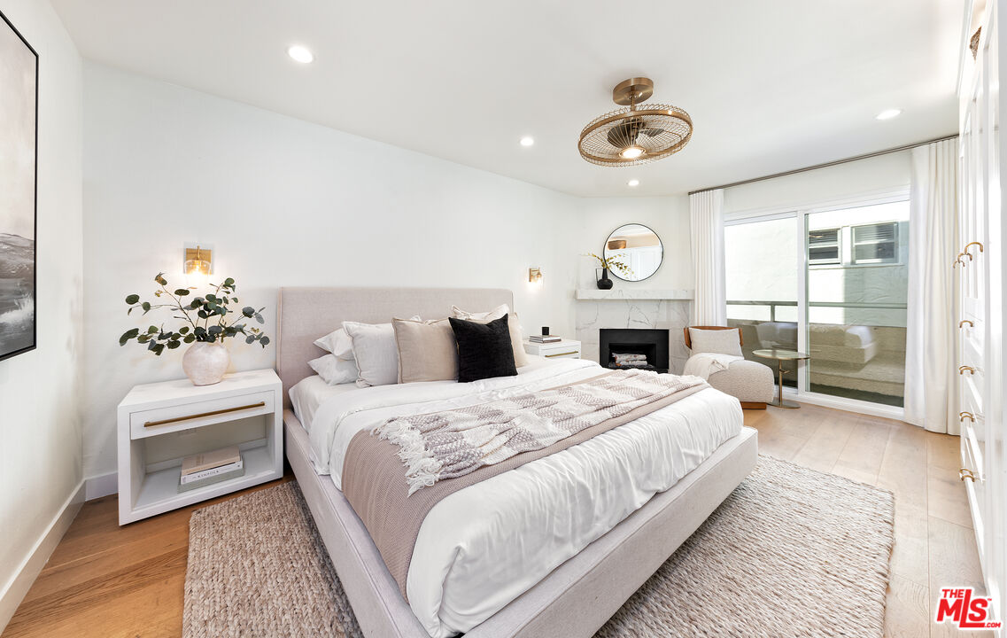 1239 9th Street, Unit 4 Santa Monica, CA 90401 - Photo 35 of 55