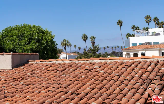 $1,650,000 | 1239 9th Street, Unit 4, Santa Monica, CA 90401