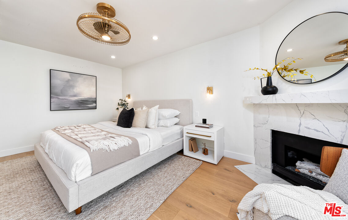 1239 9th Street, Unit 4 Santa Monica, CA 90401 - Photo 38 of 55