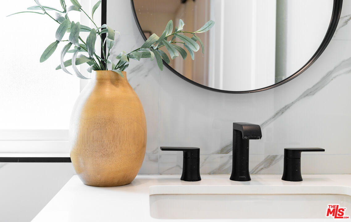 1239 9th Street, Unit 4 Santa Monica, CA 90401 - Photo 42 of 55