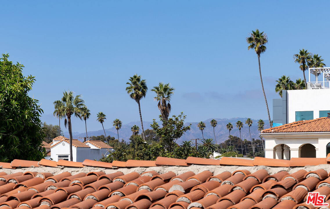 1239 9th Street, Unit 4 Santa Monica, CA 90401 - Photo 53 of 55