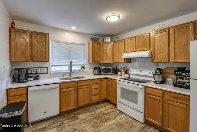 $749,000 | 517-555 North Stephen Street, Clark Fork, ID 83811