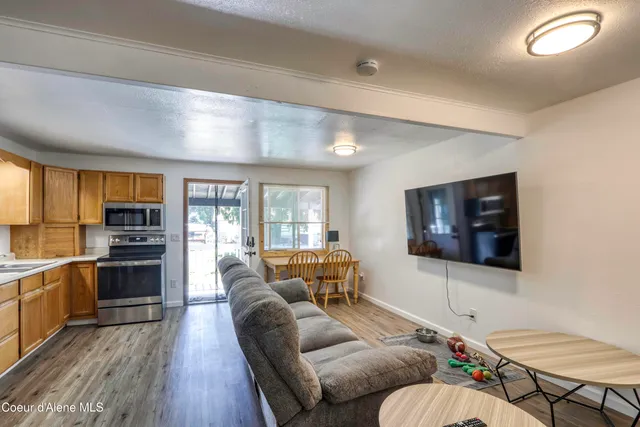 $749,000 | 517-555 North Stephen Street, Clark Fork, ID 83811