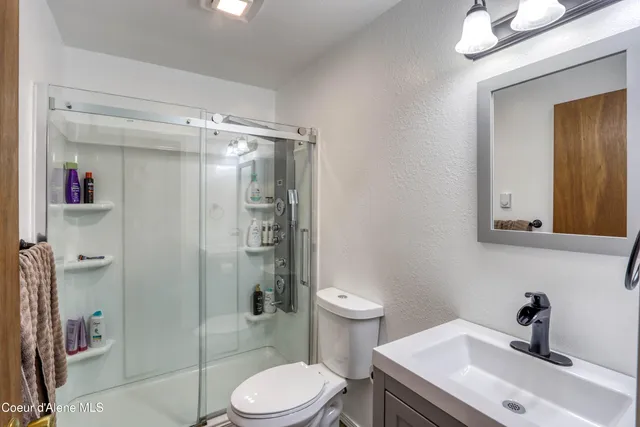 $749,000 | 517-555 North Stephen Street, Clark Fork, ID 83811