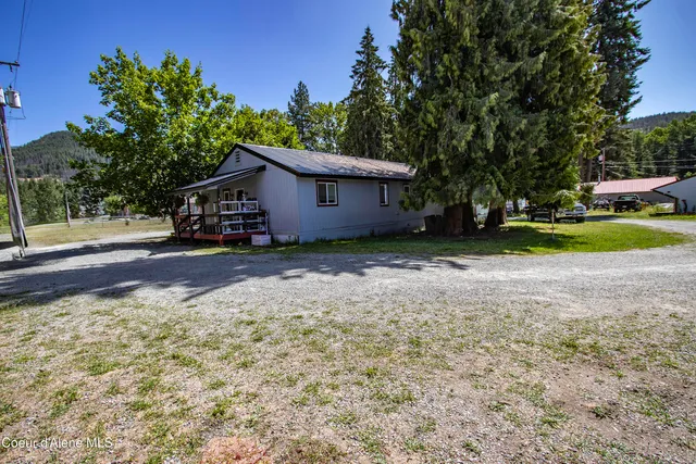 $749,000 | 517-555 North Stephen Street, Clark Fork, ID 83811