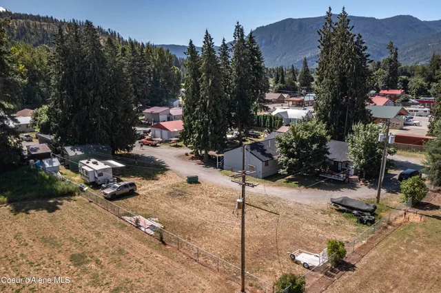 $749,000 | 517-555 North Stephen Street, Clark Fork, ID 83811