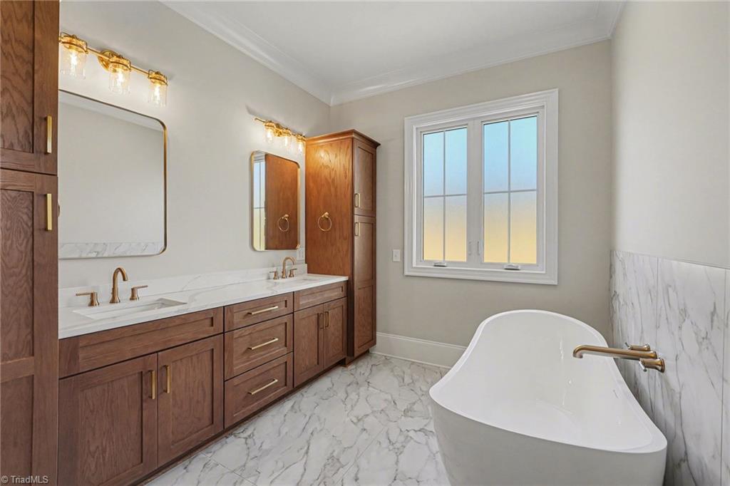 6827 Shields Drive Oak Ridge, NC 27310 - Photo 23 of 42 Gallery Image 23