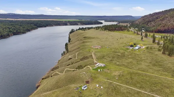 $350,000 | 7295 B Highway 291, Ford, WA 99013