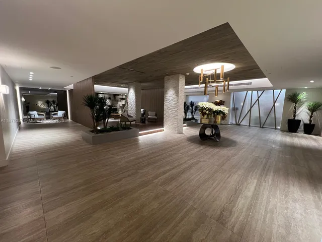 $695,000 | 2301 Collins Avenue, Unit 632, Miami Beach, FL 33139