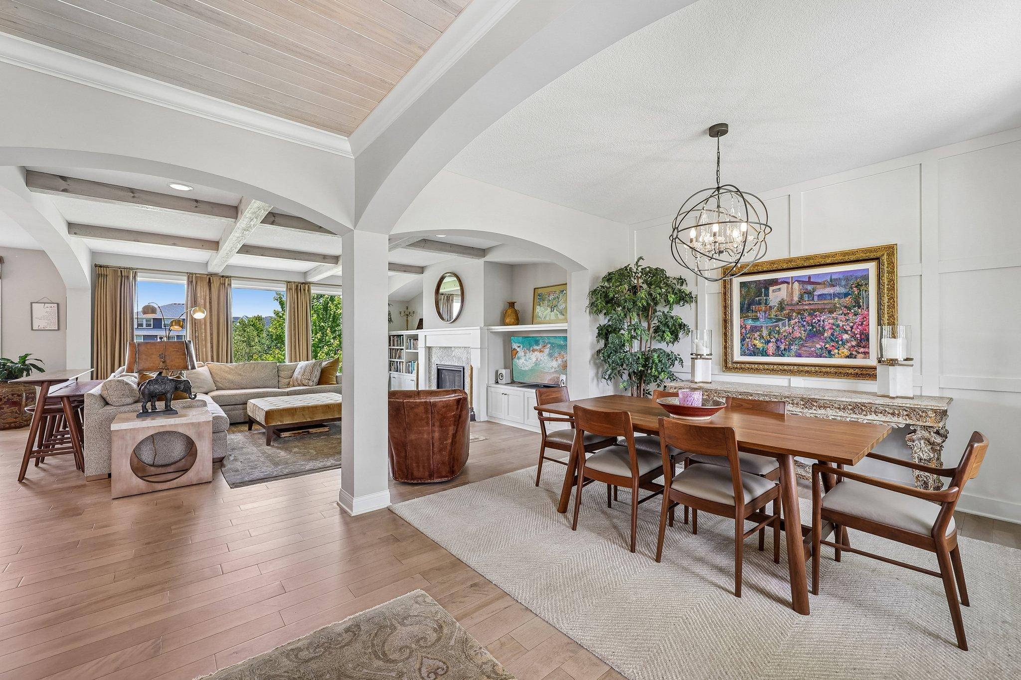 9058 Bur Oak Road Woodbury, MN 55129 - Photo 6 of 66 Gallery Image 6