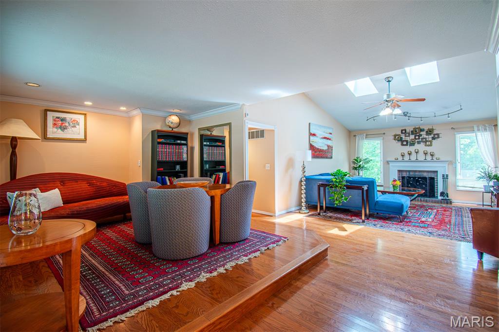 2025 Rurline Drive St. Louis, MO 63146 - Photo 14 of 92