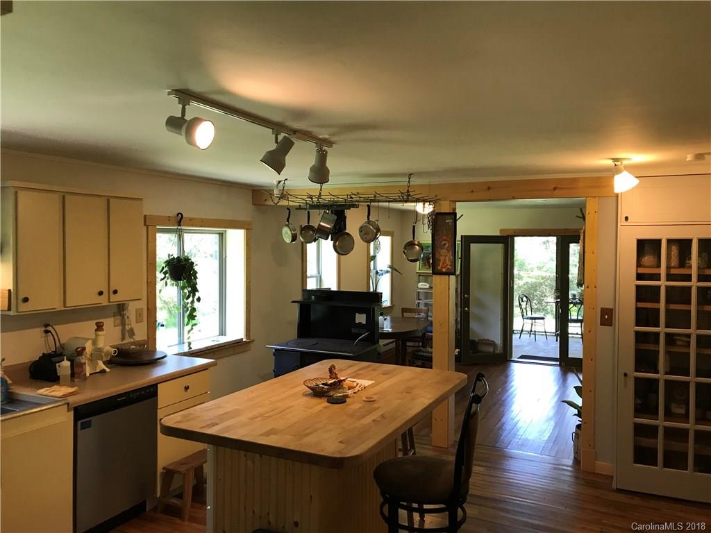 416 Clinic Road Balsam Grove, NC 28708 - Photo 15 of 30 Gallery Image 15