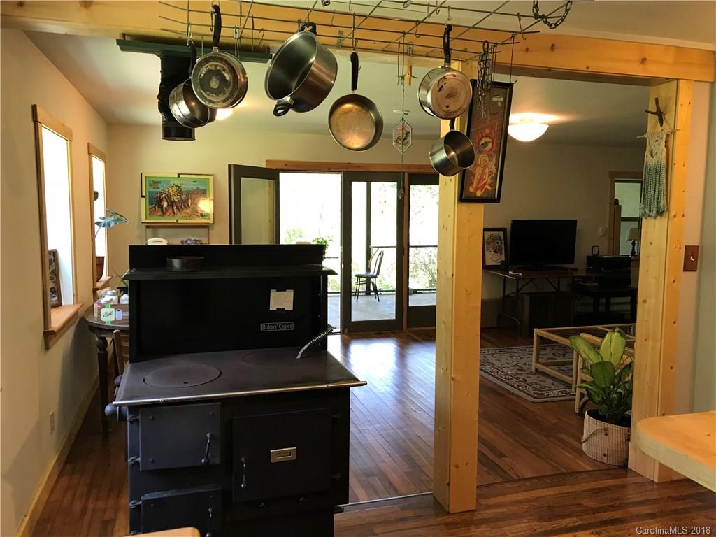 416 Clinic Road Balsam Grove, NC 28708 - Photo 17 of 30 Gallery Image 17