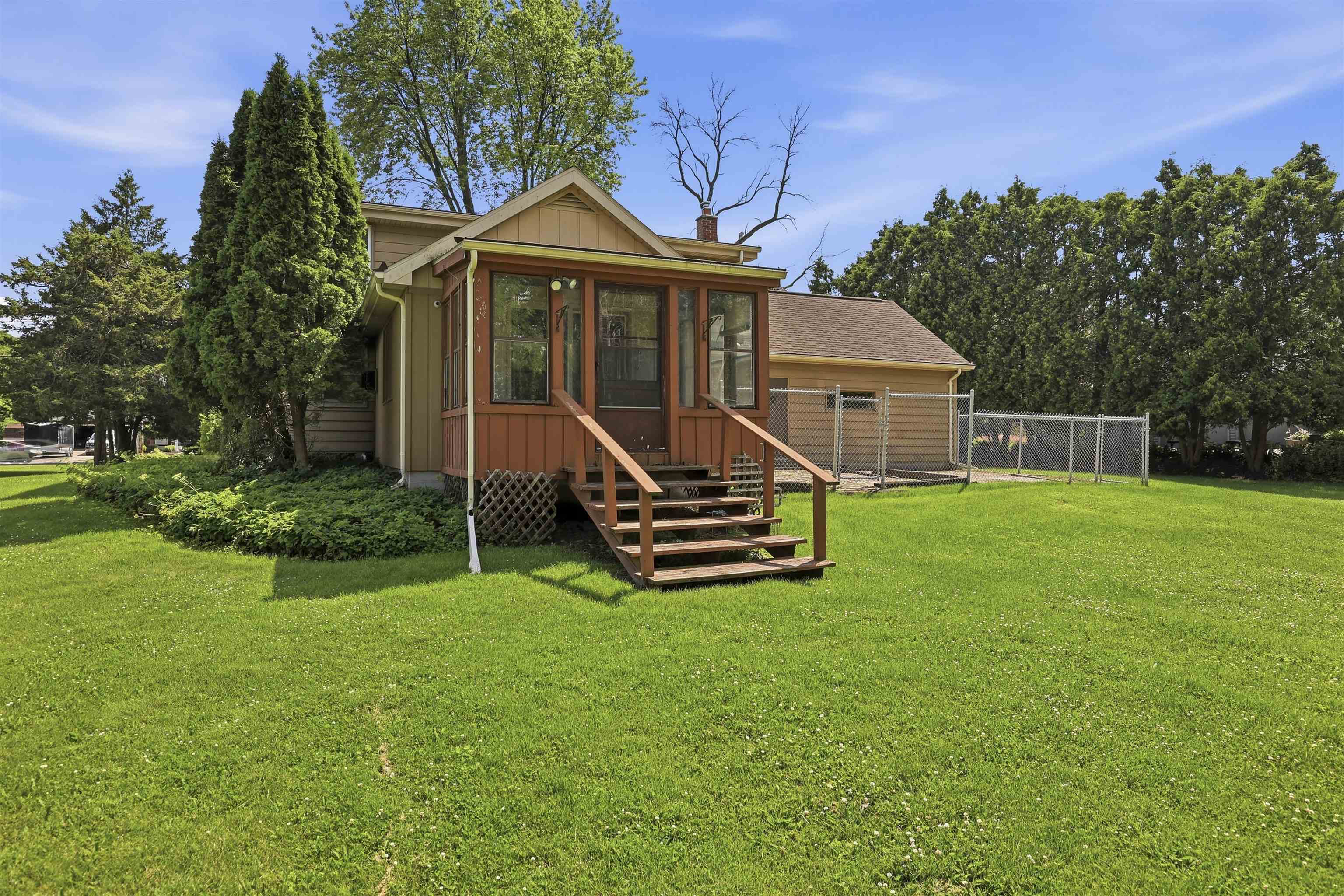 5400 Long Court Appleton, WI 54914 - Photo 33 of 38
