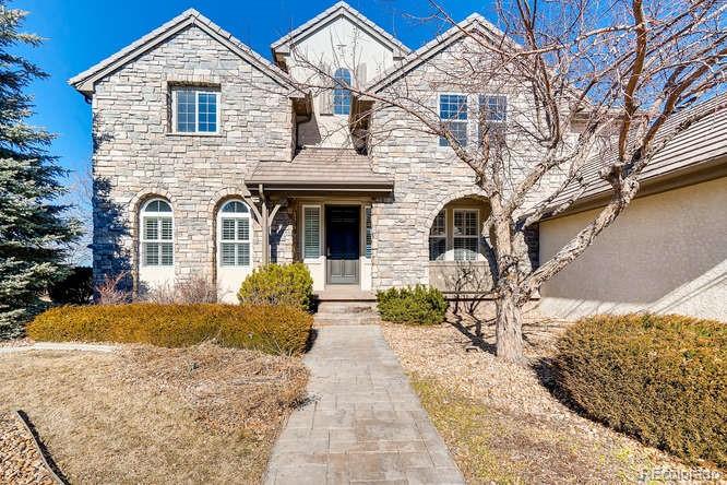 951 East Courtland Place Highlands Ranch, CO 80126 - Photo 3 of 27