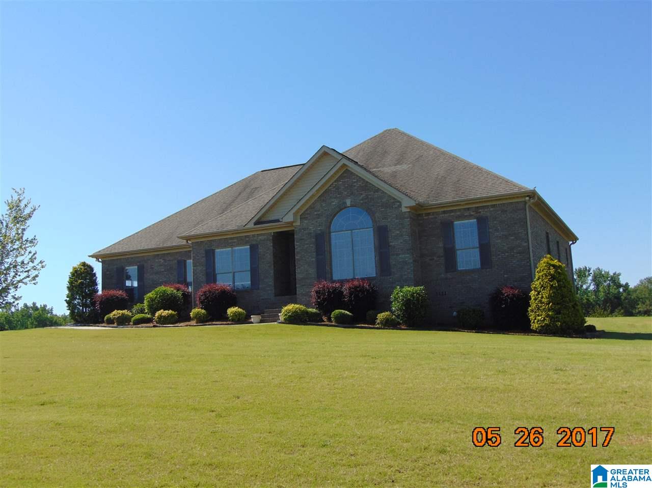 60 Crest Loop Road Clanton, AL 35045 - Photo 2 of 32