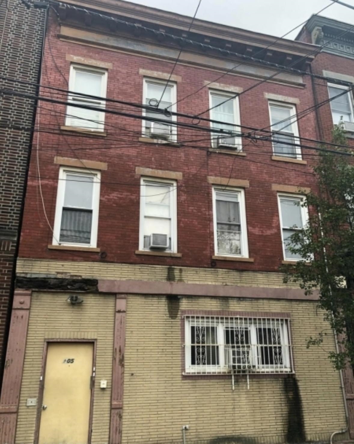 505 5th Street Union City, NJ 07087 - Photo 1 of 17 front view of a building