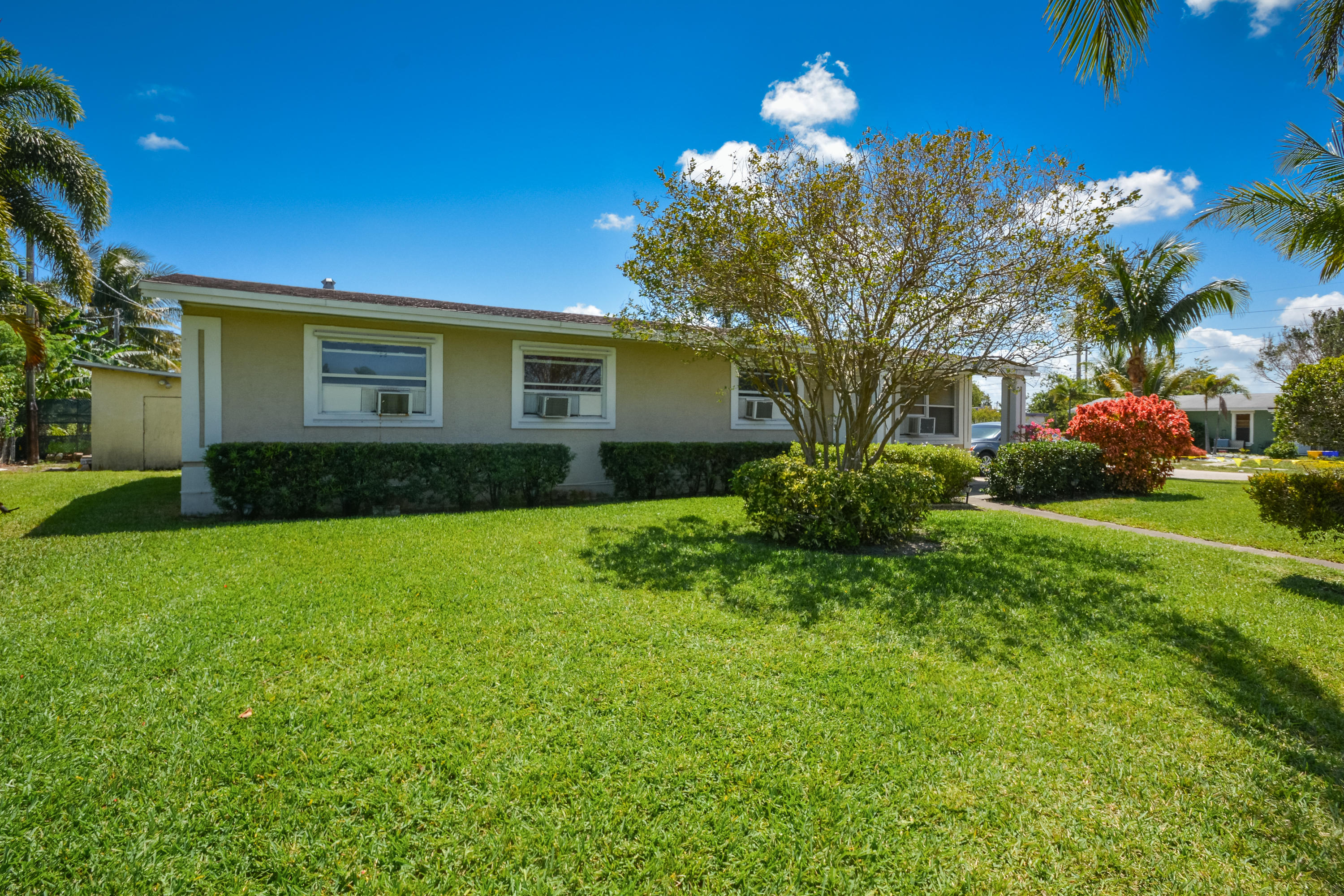 200 Mentone Road Boynton Beach, FL 33435 - Photo 1 of 19 200 Mentone Rd_Selene LaFazia_19