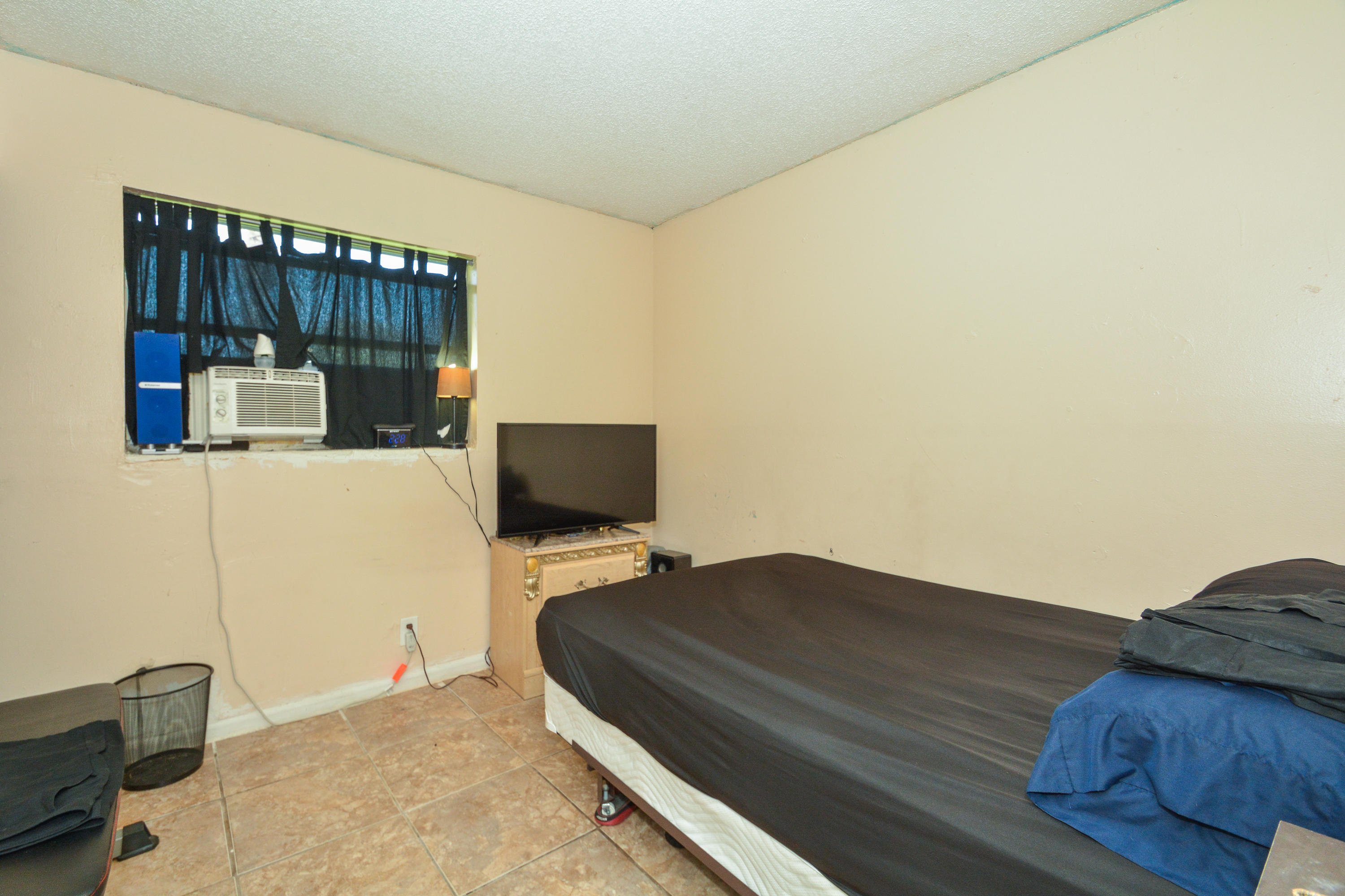200 Mentone Road Boynton Beach, FL 33435 - Photo 13 of 19 200 Mentone Rd_Selene LaFazia_15