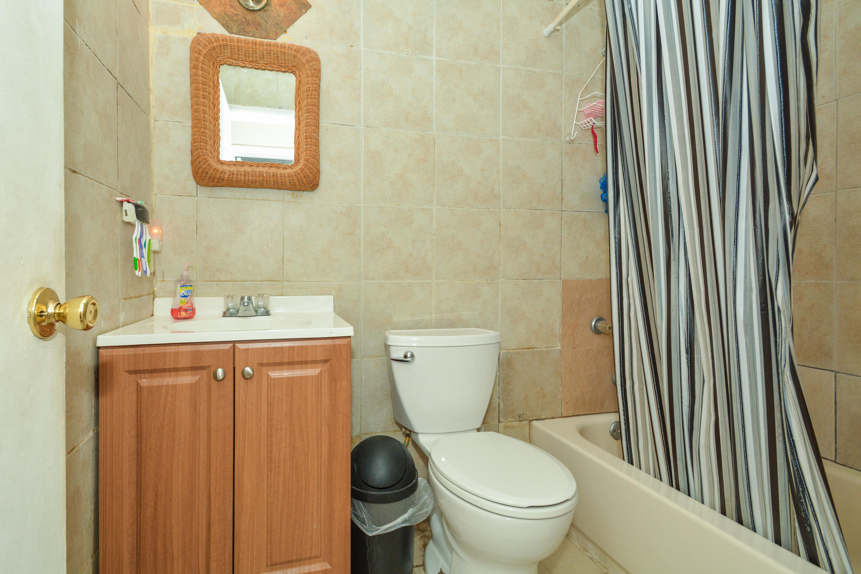 200 Mentone Road Boynton Beach, FL 33435 - Photo 14 of 19 200 Mentone Rd_Selene LaFazia_18