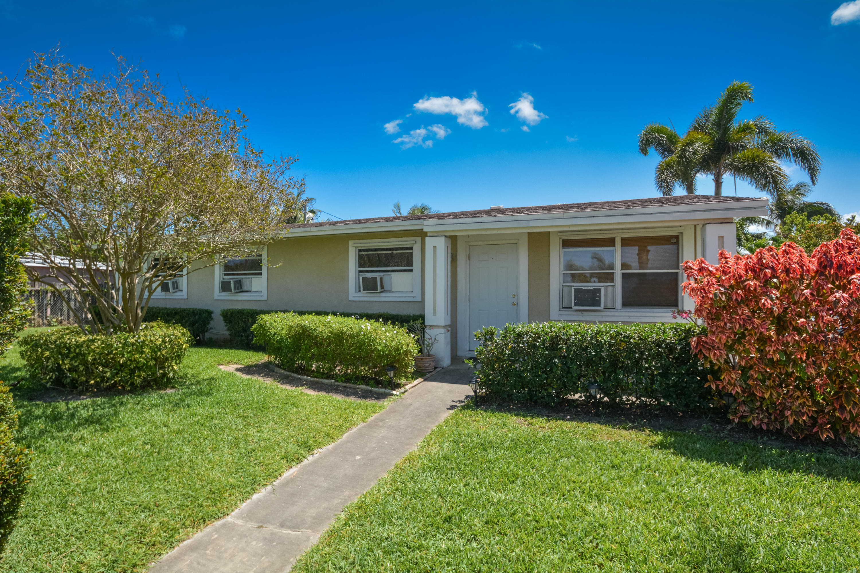 200 Mentone Road Boynton Beach, FL 33435 - Photo 2 of 19 200 Mentone Rd_Selene LaFazia_1