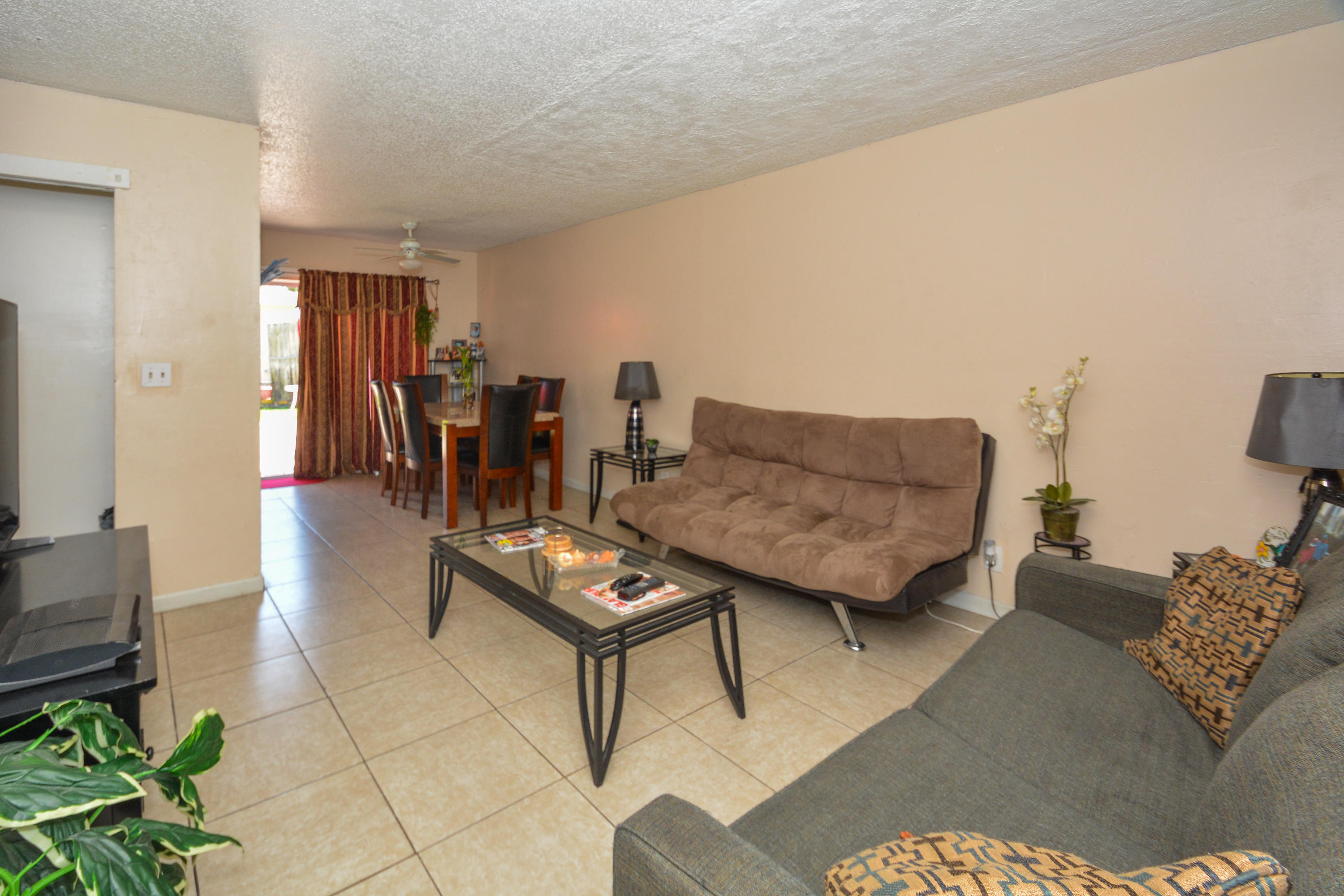 200 Mentone Road Boynton Beach, FL 33435 - Photo 8 of 19 200 Mentone Rd_Selene LaFazia_8