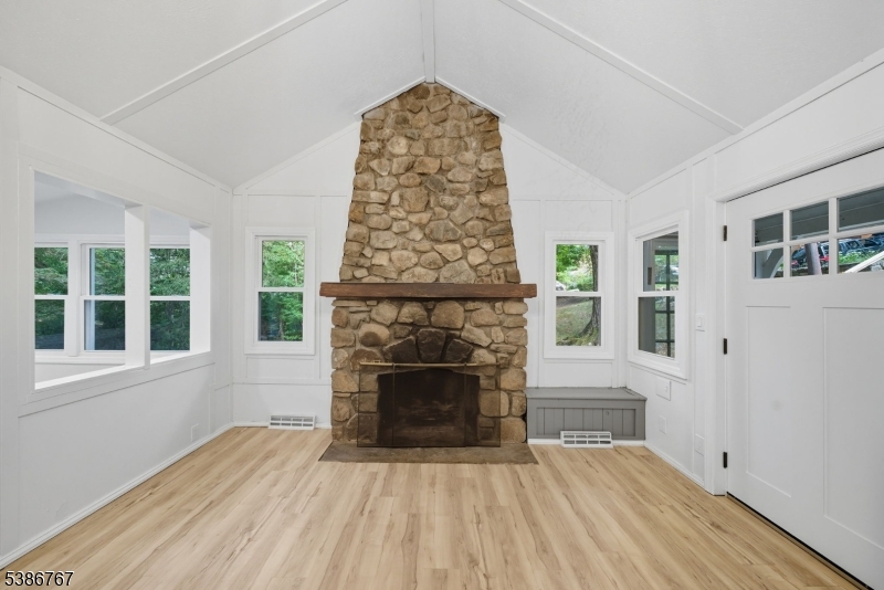 330 Springbrook Trail Sparta, NJ 07871 - Photo 2 of 42
