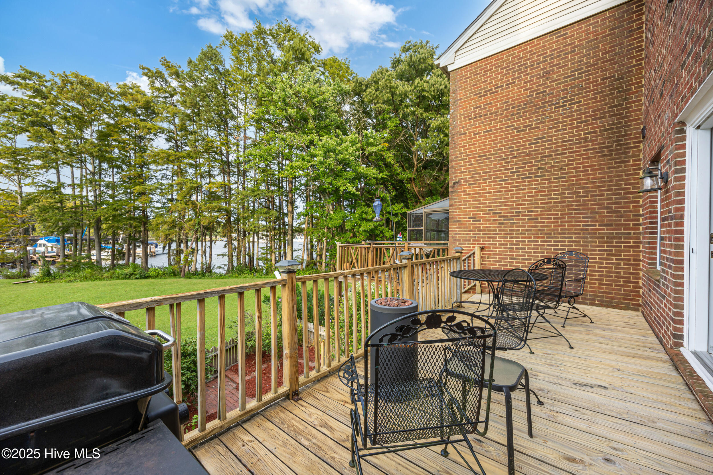 17 Old Fish Hatchery Road Edenton, NC 27932 - Photo 26 of 51 Deck