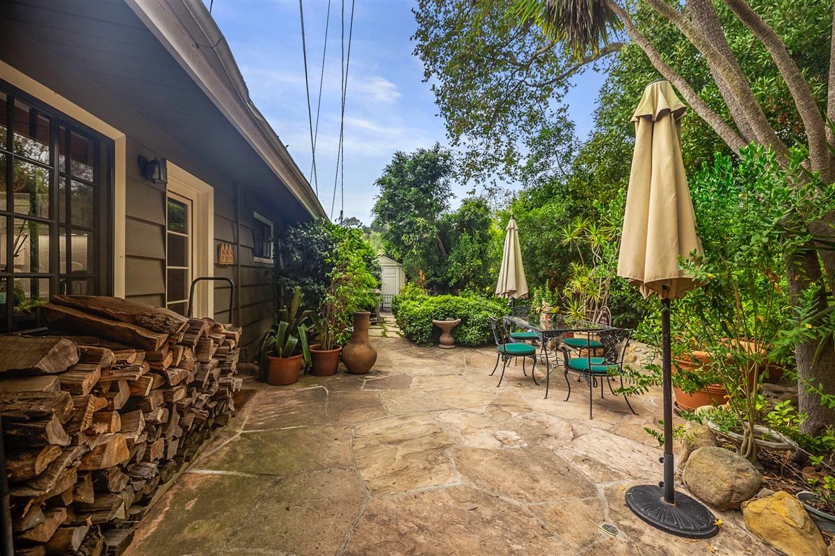 460 D San Ysidro Road Santa Barbara, CA 93108 - Photo 20 of 26 22-8D5A0012-HDR