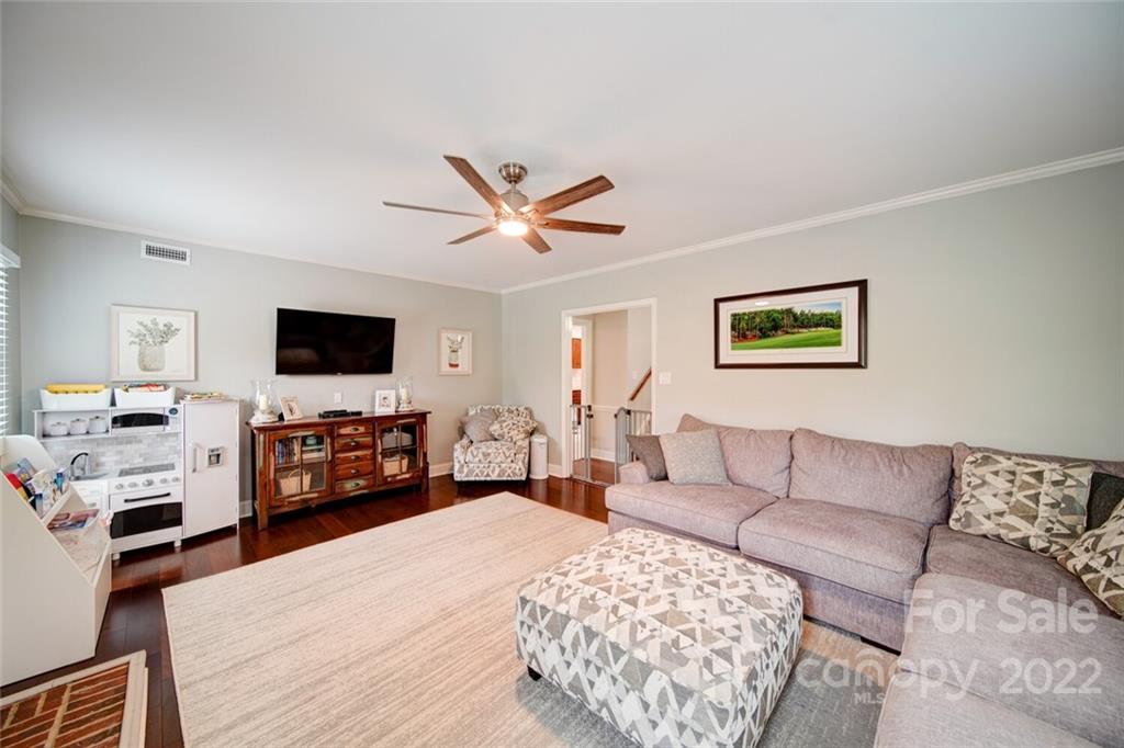 2209 Hamilton Mill Road Charlotte, NC 28270 - Photo 4 of 43 Gallery Image 4