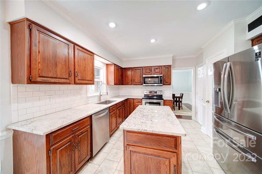 2209 Hamilton Mill Road Charlotte, NC 28270 - Photo 10 of 43 Gallery Image 10