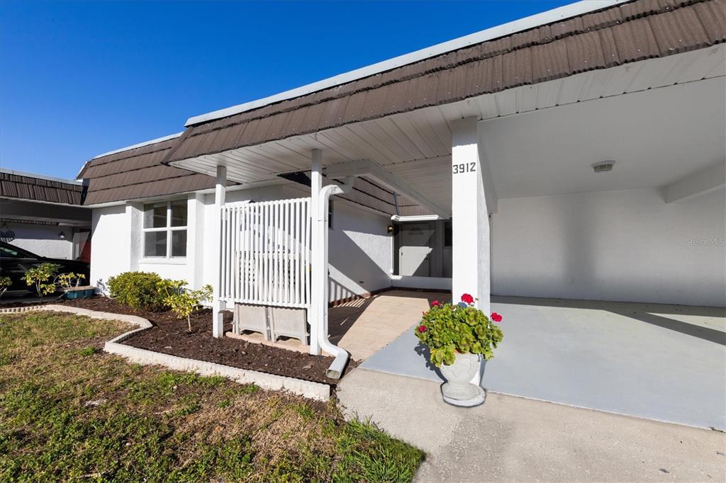 3912 Lakeside Road, Unit 172 Sarasota, FL 34232 - Photo 1 of 1
