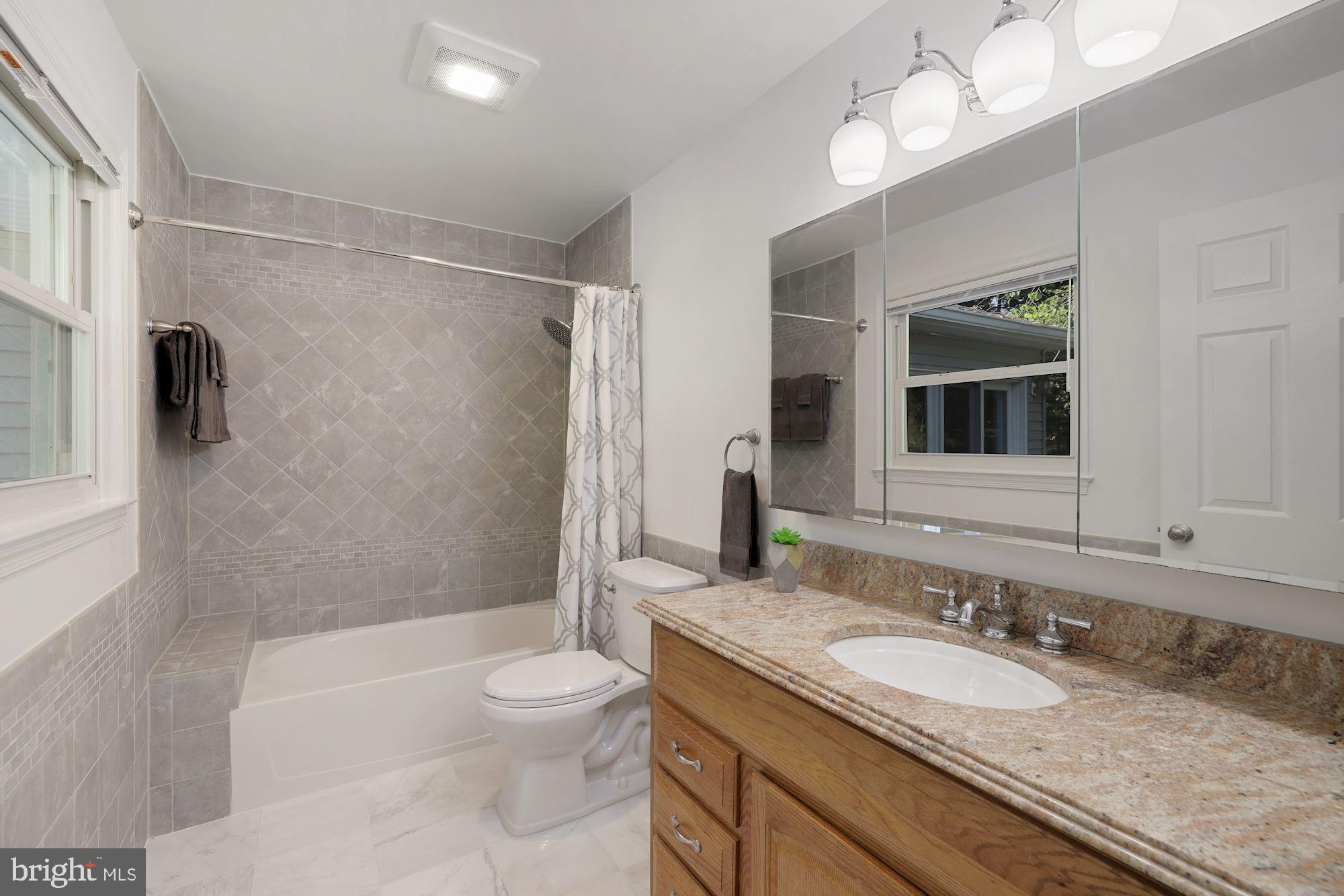 9746 Vale Road Vienna, VA 22181 - Photo 24 of 38 Gallery Image 24