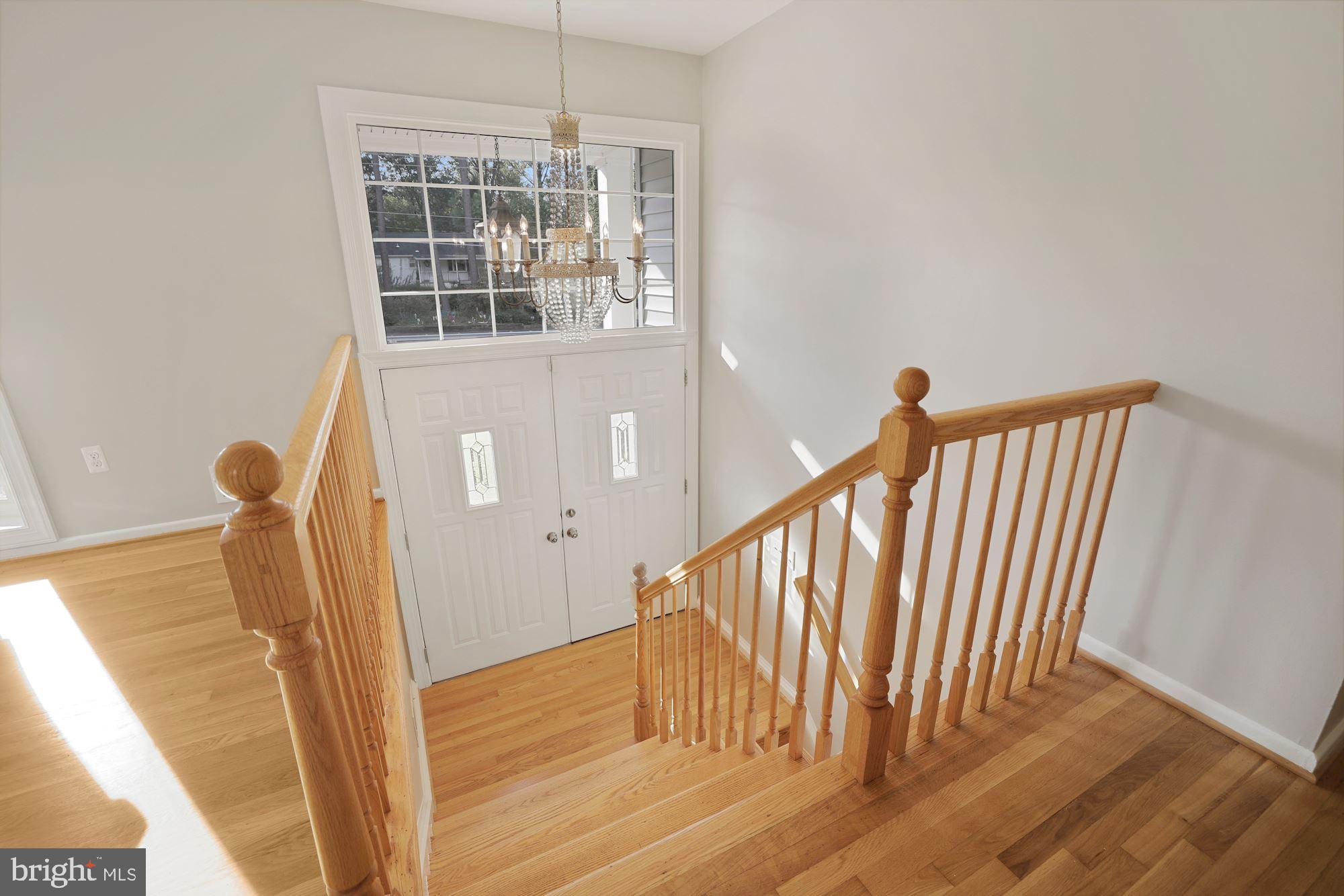 9746 Vale Road Vienna, VA 22181 - Photo 4 of 38 Gallery Image 4