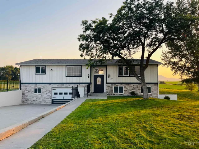 $585,000 | 627 Sugar Avenue, Ontario, OR 97914