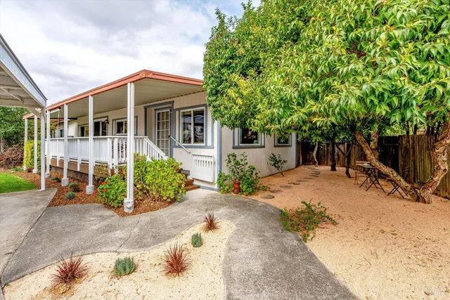 $315,000 | 166 7 Flags Circle, Sonoma, CA 95476