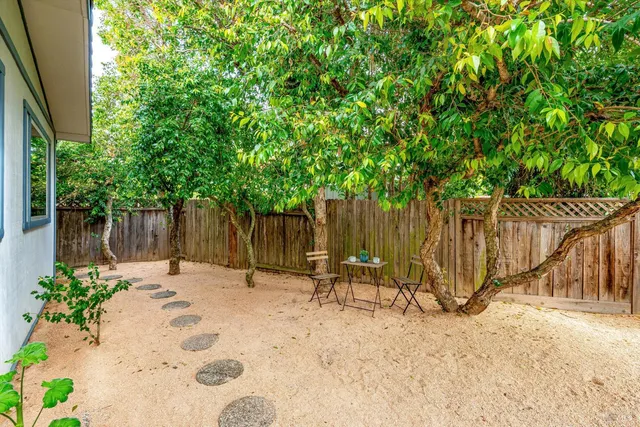 $315,000 | 166 7 Flags Circle, Sonoma, CA 95476