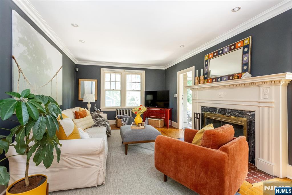 85 Hawthorne Avenue Glen Ridge, NJ 07028 - Photo 11 of 47