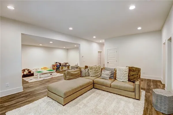 $6,500 | 1268 Hayes Drive Southeast, Smyrna, GA 30080