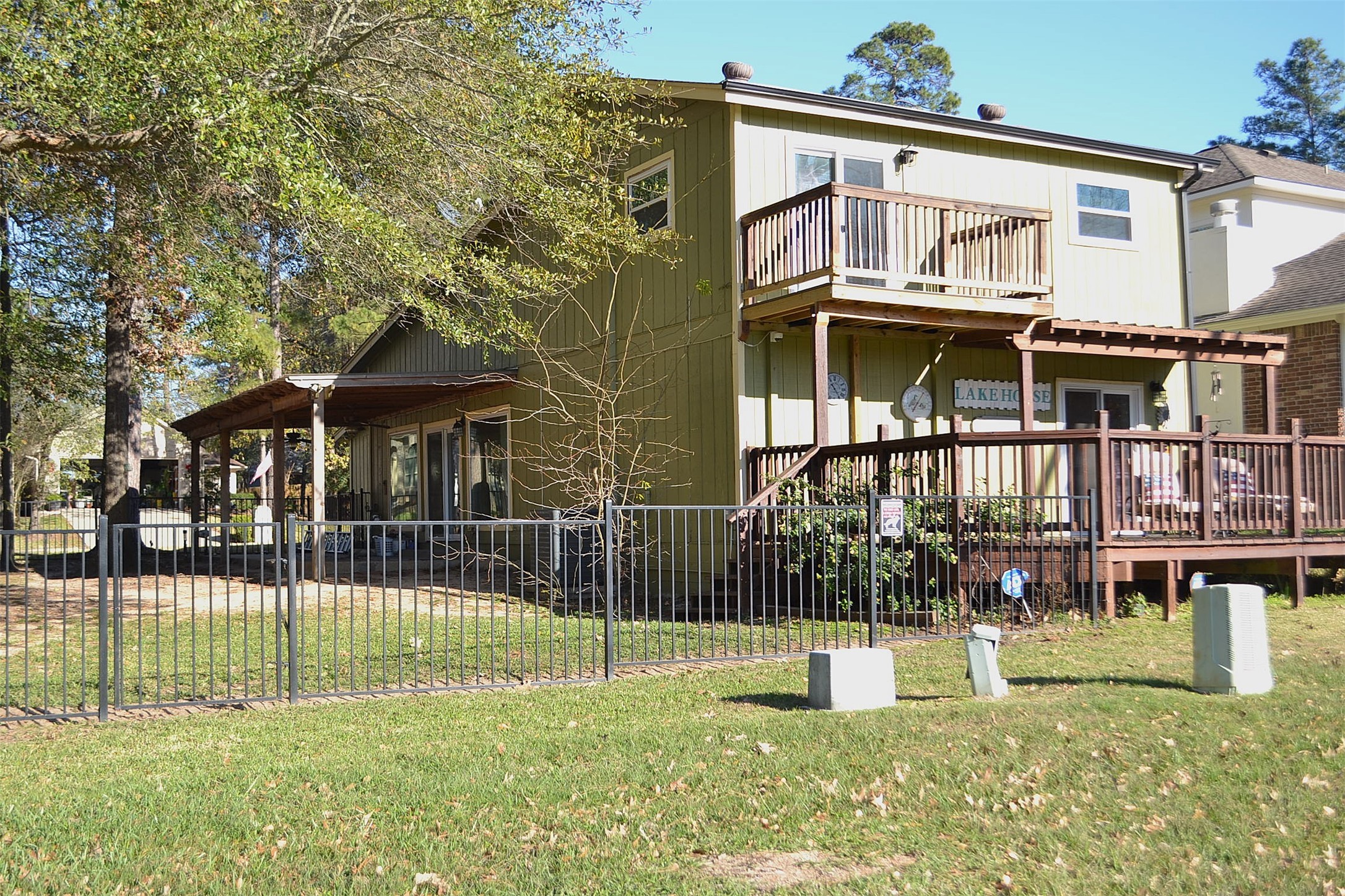 2931 Whitman Drive Montgomery, TX 77356 - Photo 2 of 49