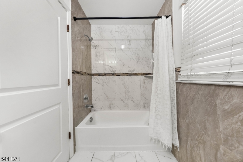 120 Fulton Street Elizabeth Port, NJ 07206 - Photo 21 of 29