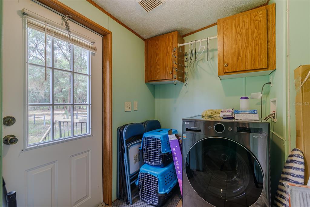 19050 Northeast 3rd Court Citra, FL 32113 - Photo 11 of 23