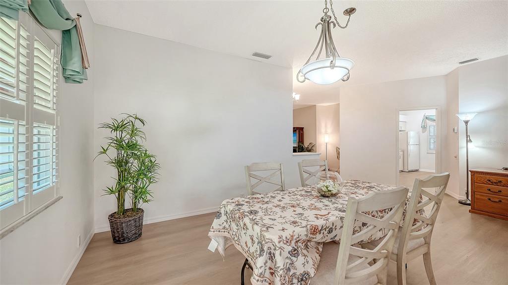 4977 Tamarack Trail Venice, FL 34293 - Photo 11 of 67