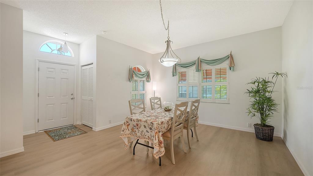 4977 Tamarack Trail Venice, FL 34293 - Photo 8 of 67