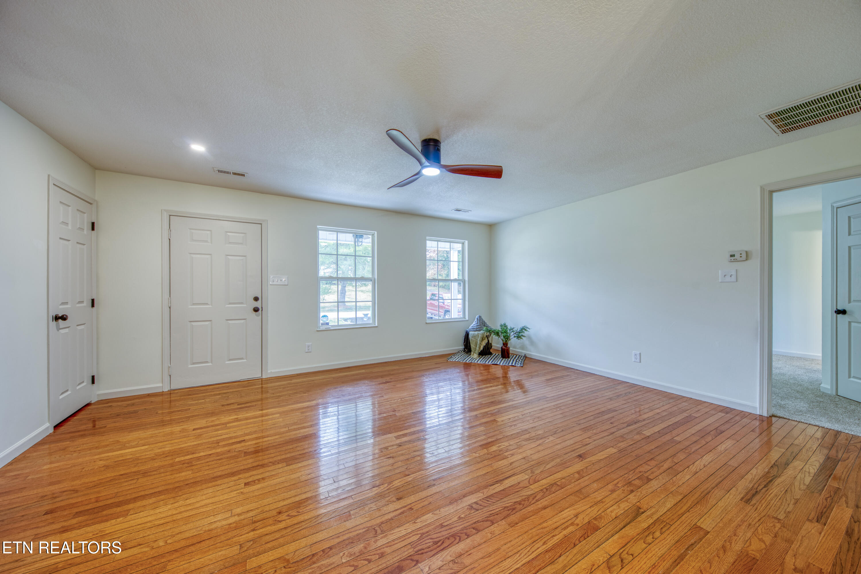 18917 Martel Road Lenoir City, TN 37772 - Photo 11 of 25 0H3A0052_67